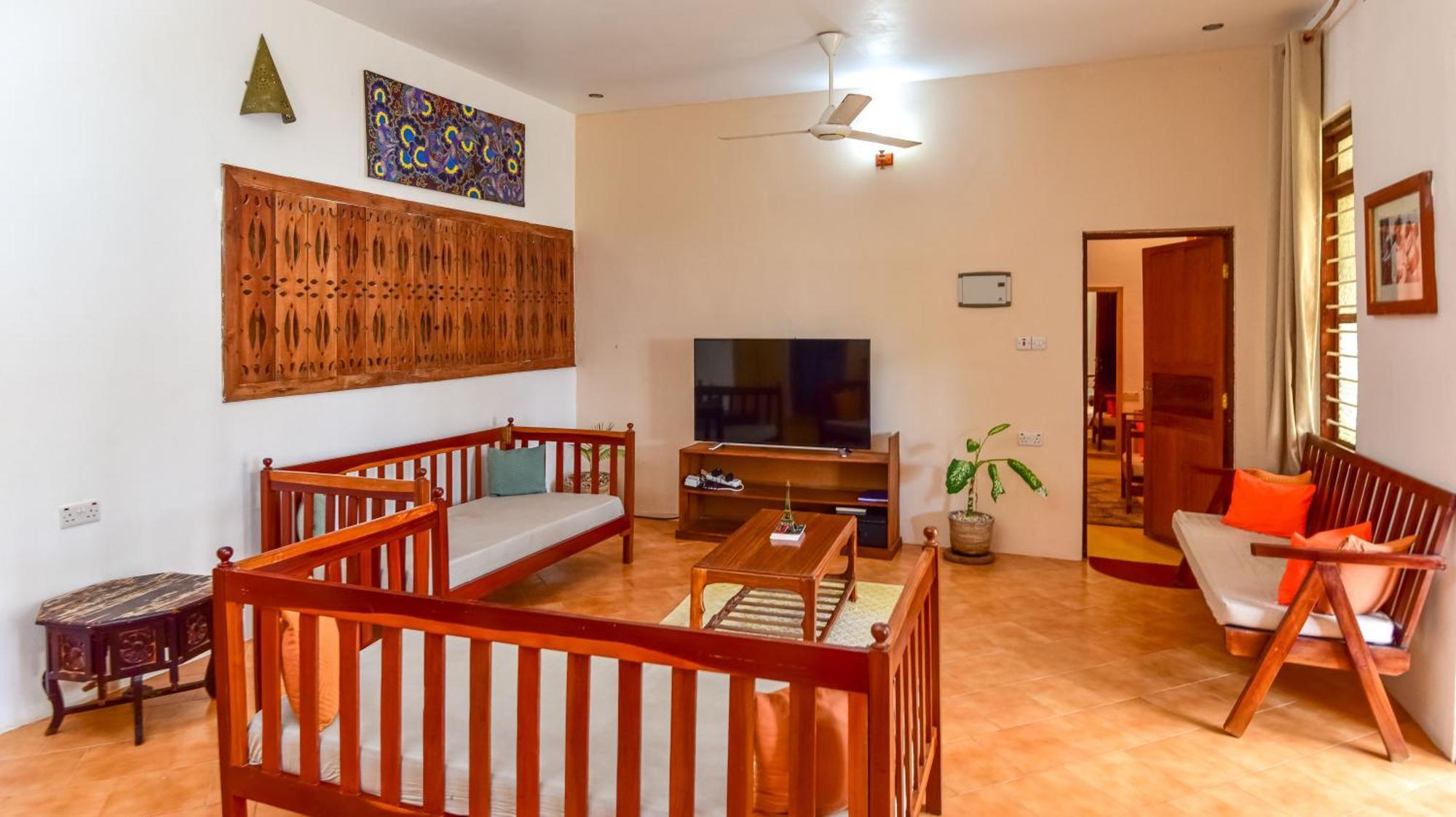 Barabara House Bed & Breakfast Jambiani  Exterior photo